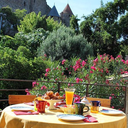 Maison de 1692 et son Jacuzzi et sa dépendance, avec une Vue exceptionnelle sur la Cité Médiévale de Carcassonne Esterno foto