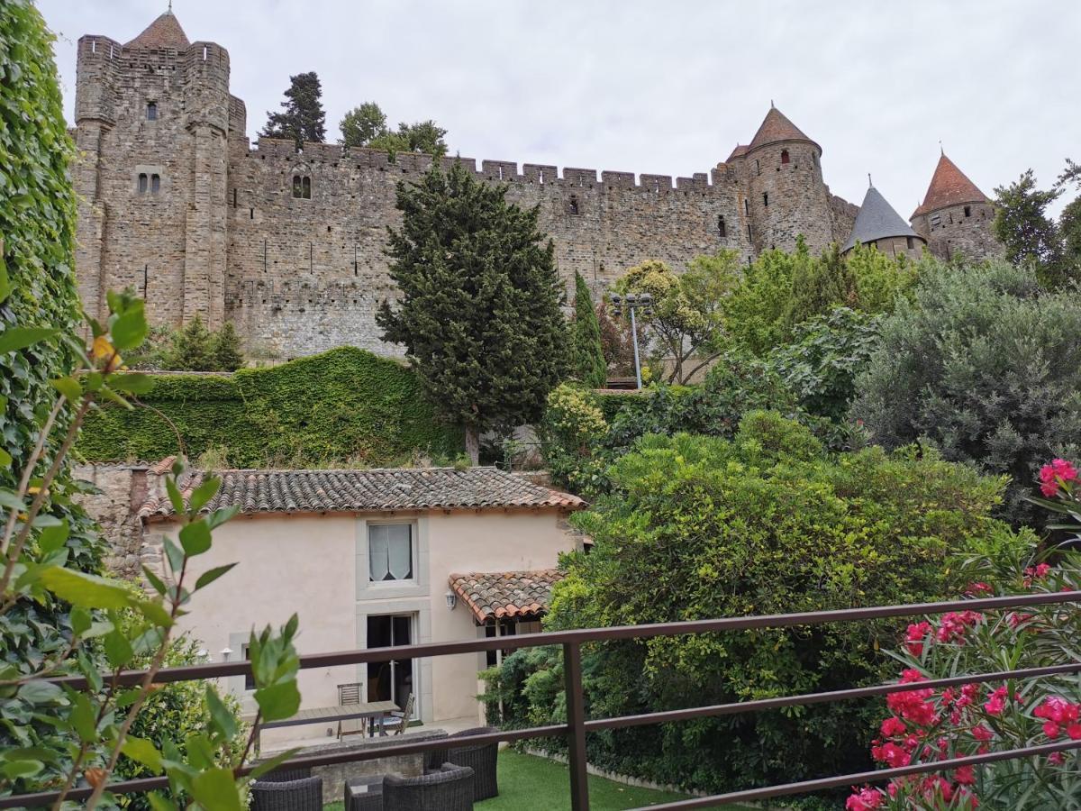Maison de 1692 et son Jacuzzi et sa dépendance, avec une Vue exceptionnelle sur la Cité Médiévale de Carcassonne Esterno foto