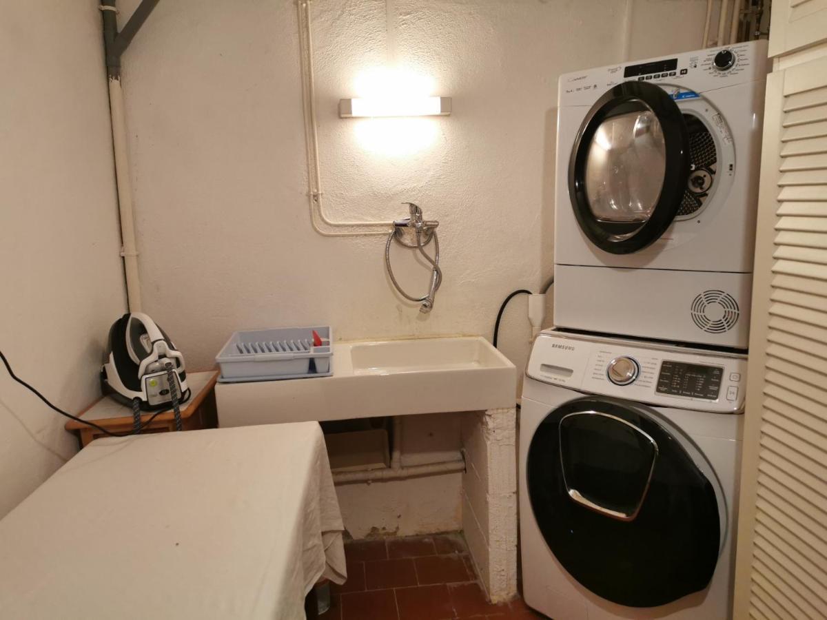 Maison de 1692 et son Jacuzzi et sa dépendance, avec une Vue exceptionnelle sur la Cité Médiévale de Carcassonne Esterno foto