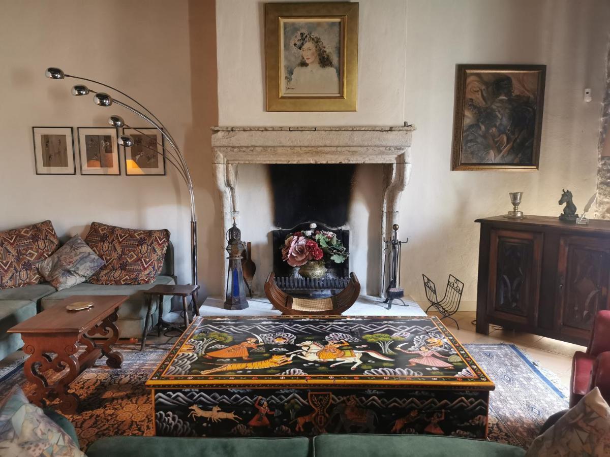 Maison de 1692 et son Jacuzzi et sa dépendance, avec une Vue exceptionnelle sur la Cité Médiévale de Carcassonne Esterno foto